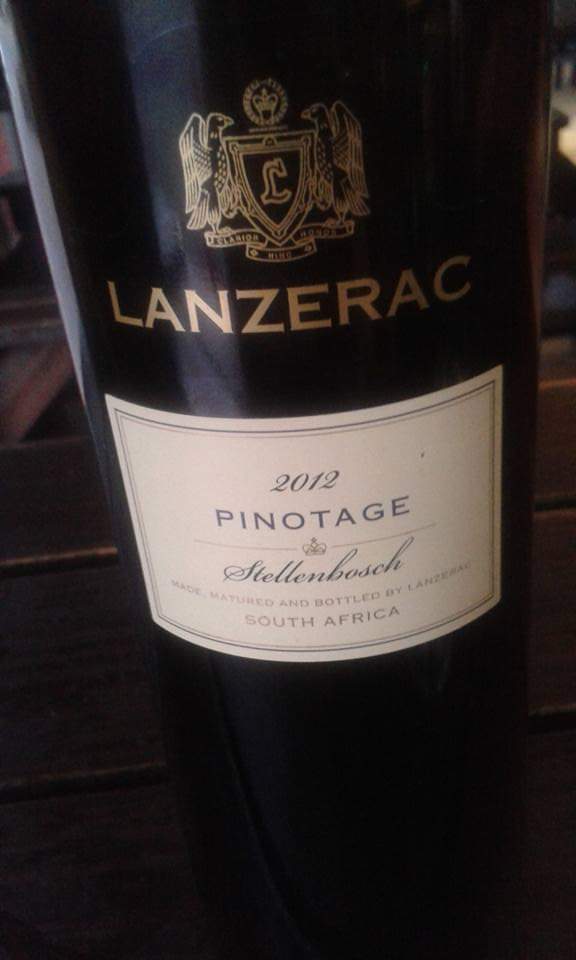 mmotseng's tweet photo. #Stellenbosch what happened to the this amazing wine in #wineroute https://t.co/b7nWFq5h9k