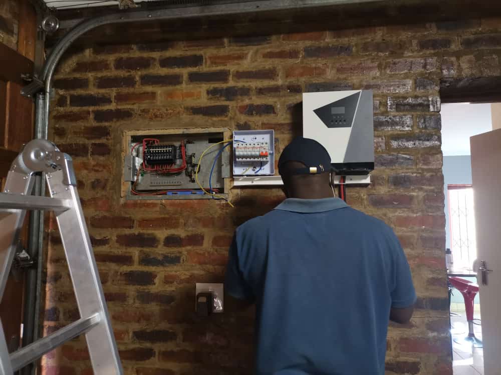 OneTrueSolar1's tweet image. Another happy client in Roodepoort. Call us now for a no obligation and free quote. 0685349602 is the number to dial