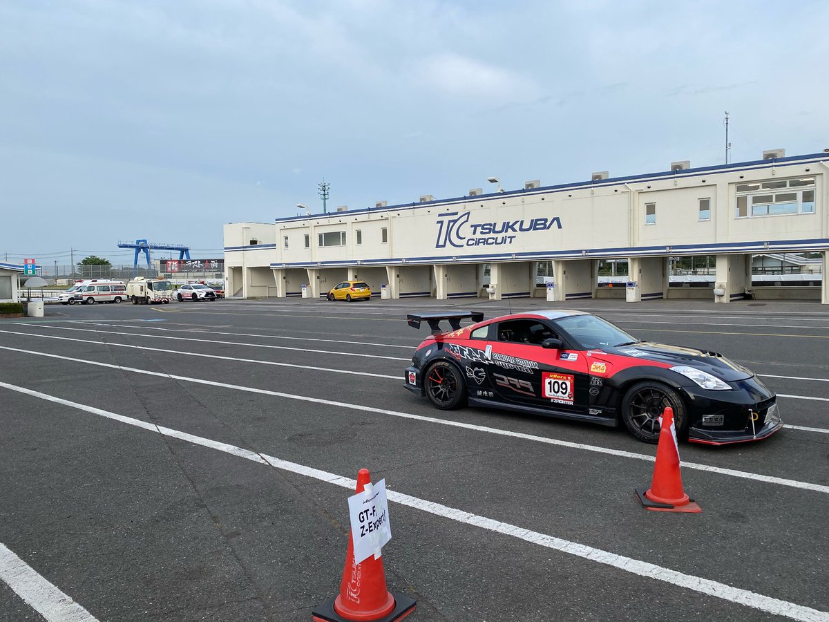 echigoya380RS's tweet photo. idlers第2戦　筑波サーキット
予選は既に始まっています
走るのは9:45ですけどねw

#380RS 
#バージョンニスモ 
#Z33
#idlers
#アイドラーズ
#筑波サーキット
#TC2k https://t.co/c6b9mKFPvg