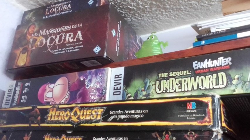 Peque_Borracho's tweet photo. Decir que en @a_sigil nos lo pasamos bomba jugando tanto al juego de Rol como al Urban Warfare como al Underworld. ¡A ver si hay suerte y nos toca el #MegaPackFanhunter! https://t.co/twDJZ0ANFf
