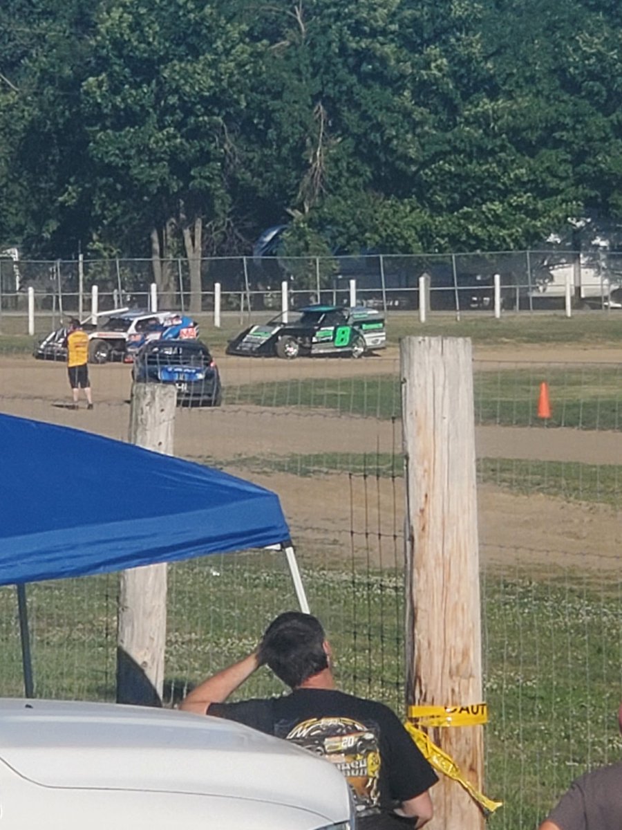 MoneyKelly23's tweet photo. #8 making it's debut at Jackson County Speedway!! It think the driver is nervous AF https://t.co/asl3RQkBsZ