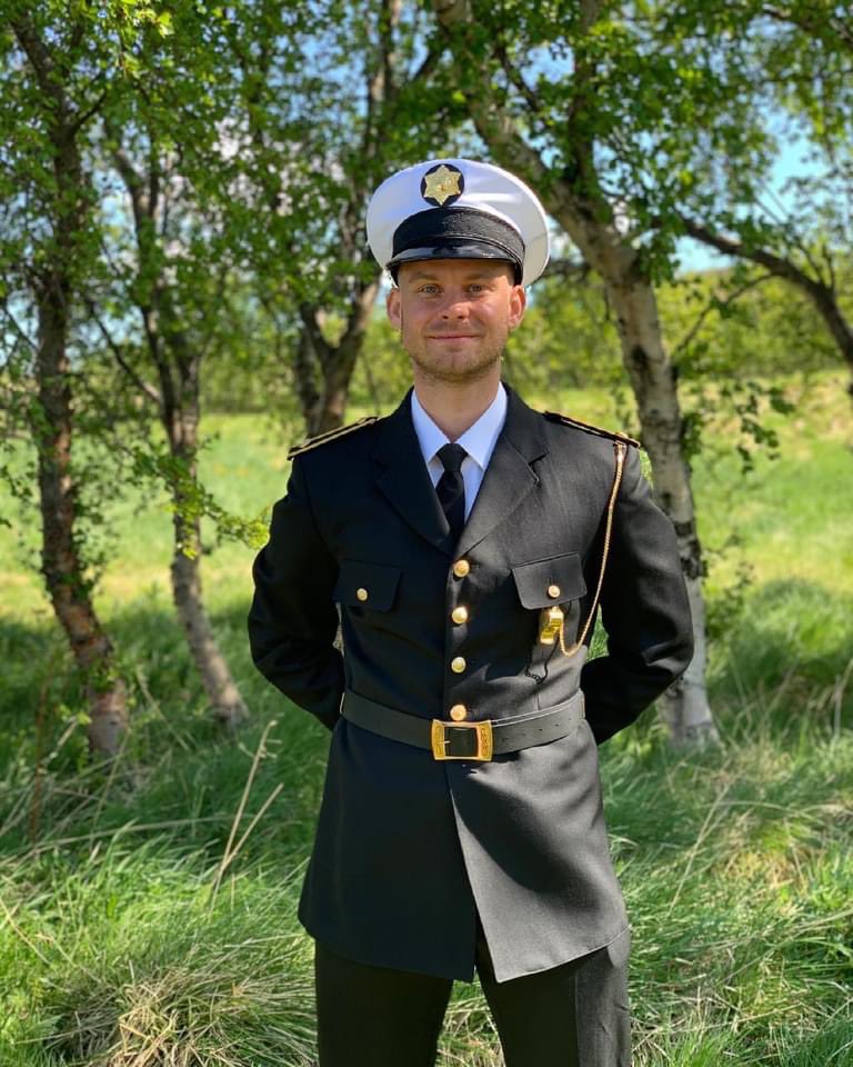 Villi Hauks er ekki löggan sem við áttum skilið, heldur löggan sem við þurftum. Takk <a href="/logreglan/">LRH</a>! 👮🏽‍♂️