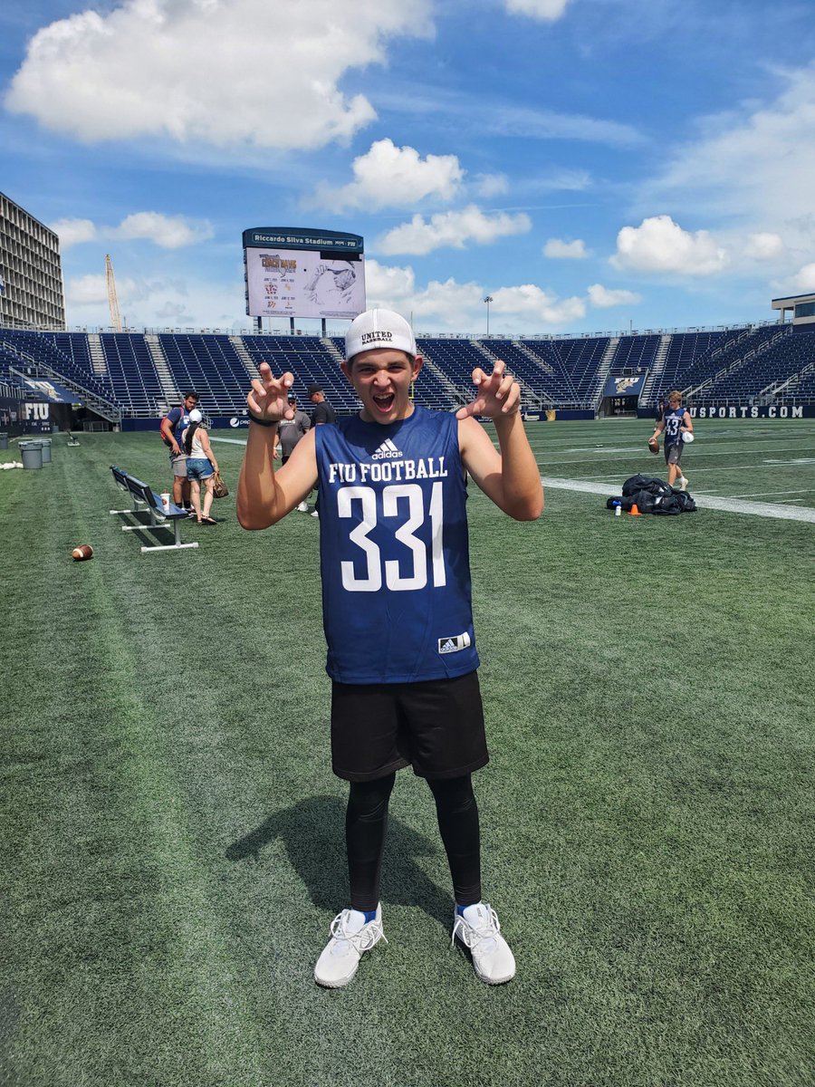 Had an Amazing time at <a href="/FIUFootball/">FIU Football</a> specialists camp. Thank you <a href="/FIUCoachDavis/">Butch Davis</a> <a href="/Coach_Horny/">Casey Horny</a> for having me at this awesome camp. Go Panthers! <a href="/Coach_Hartz_2/">Steve Hartz</a> <a href="/Ernie_Moskal22/">Erik Moskal</a> <a href="/GchsShark/">GCHS Shark Football</a>