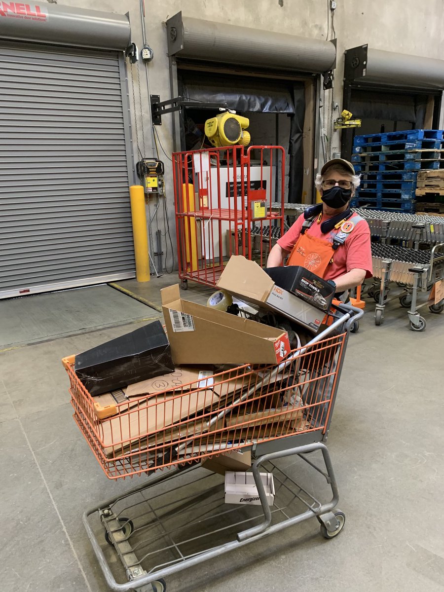 Kathy Mccormack (@harleytoolgal) on Twitter photo Dee #4708 packing down hardware, keeping it going. #typhoonjune #sos <a href="/WestRheaHD/">Rhea West</a> <a href="/AkinsMel/">Mel Akins</a> <a href="/DanStalkfleet/">Daniel Stalkfleet</a> <a href="/nate4250/">Nathaniel Medlin</a> Dee #4708 packing down hardware, keeping it going. #typhoonjune #sos <a href="/WestRheaHD/">Rhea West</a> <a href="/AkinsMel/">Mel Akins</a> <a href="/DanStalkfleet/">Daniel Stalkfleet</a> <a href="/nate4250/">Nathaniel Medlin</a>