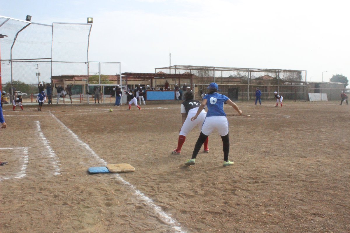 zonfipca_gob's tweet photo. #Resultados 
#Kikinbol
Clap Falcón 2
Vtelca 0
#48Aniversario 
#ZonaFranca https://t.co/nXz9YobsBR