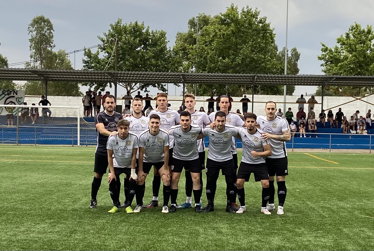 Ya de regreso a Navalmoral con mucha pena de no haber conseguido el pase pero ORGULLOSOS de todos nuestros jugadores. Felicidades a la <a href="/SolanaEMD/">Solana EMD®</a> por la victoria y mucha suerte para la fase final.