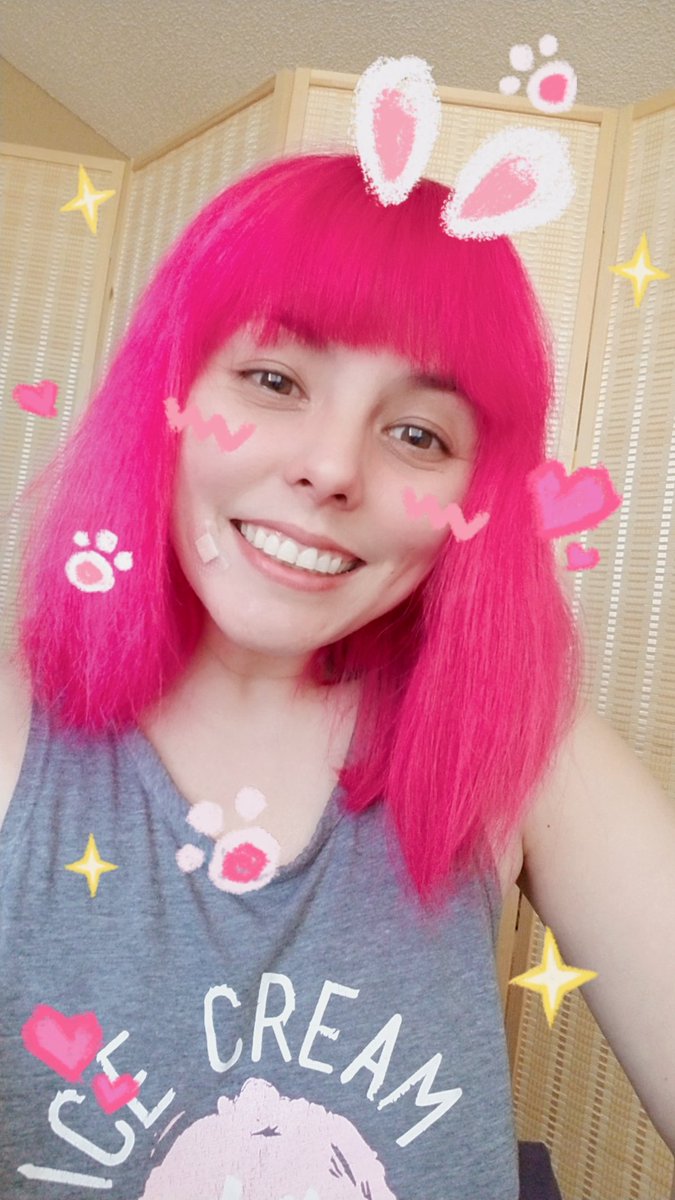 OhErisu's tweet photo. Round 2 with hair dye, darker pink than I wanted but at least its pink :P https://t.co/e2wm68a8bW