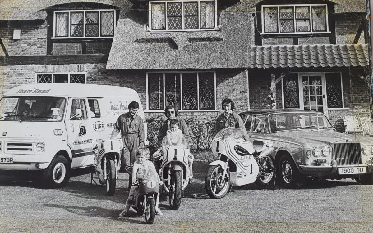 Team Read… tooled up.