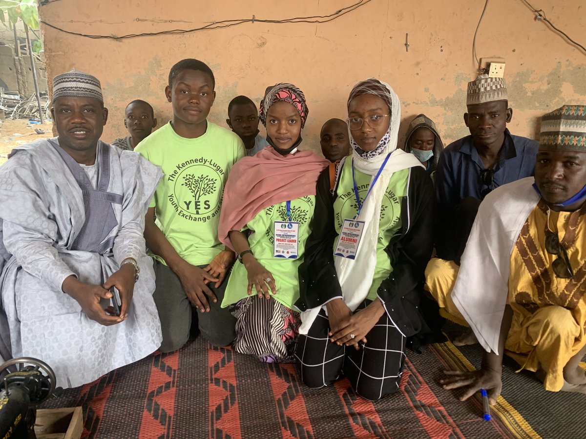 yesprogramnews's tweet photo. Fatima's grant project, Rising Entrepreneurs, trained 20 PWDs with skills to start their own businesses. As inspiration, she credits observing inclusivity &amp; accessibility during her #KLYES year + learning about the ADA from @MobilityINTL during #CivEdWeek. https://t.co/0YIR9aMXB8 https://t.co/JuvsbMvwxK