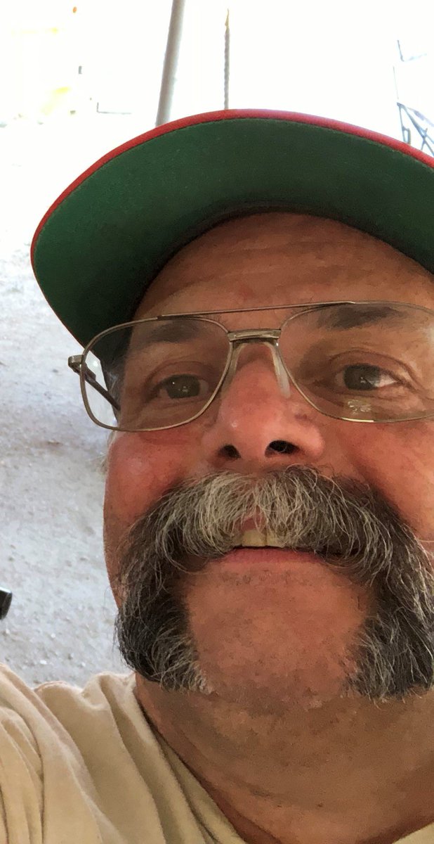 horseshoestache's tweet photo. #horseshoestache #cowboystache #daddystache #dadstache https://t.co/2zdMann4s7