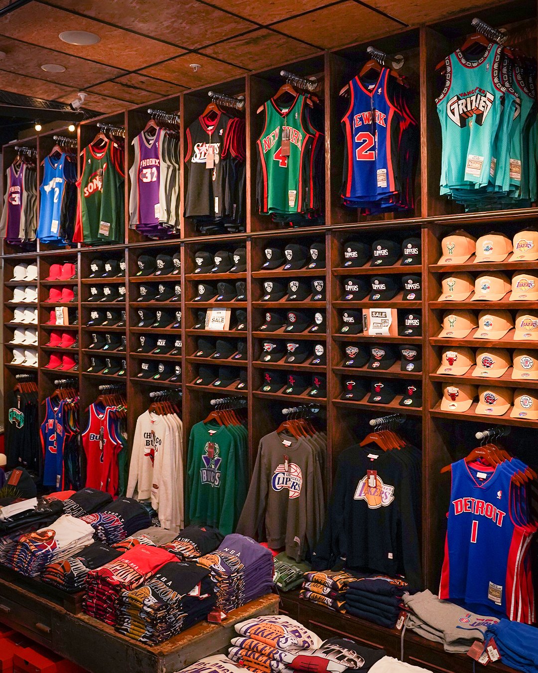 Mitchell & Ness Gear, Mitchell & Ness NBA Store