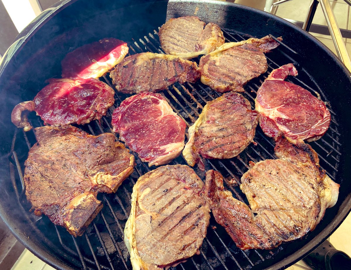 luizz_sm's tweet photo. 7 kilitos, 3 polacas y 2 de salchicha para asar
Ya quedรณ para la entrega ๐๐ป๐๐ป๐ฅฉ๐ฅ๐ค๐ป #beef4all https://t.co/w4CQB8ESjQ