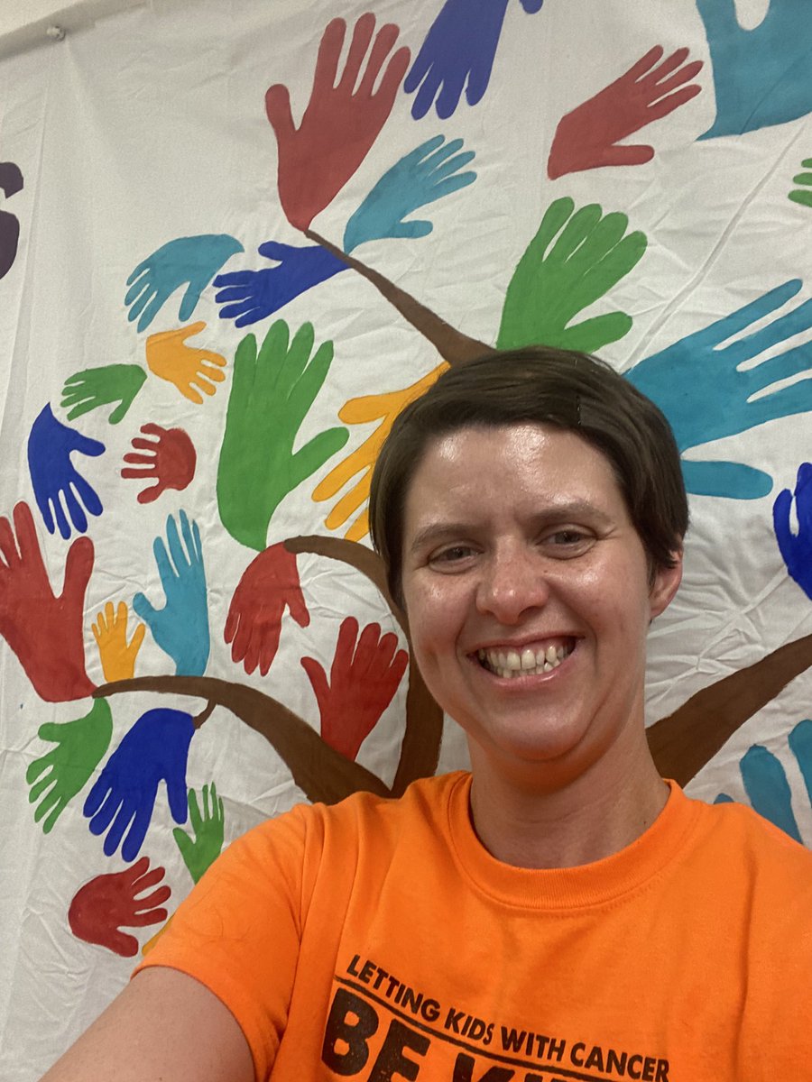 MsCarlNCCAg's tweet photo. Camp Quality Central Missouri Camp-in 2021 starts tonight!! #cqcm21 #TshirtTime looking forward to THRIVING with our campers! Follow our page to keep up with us!! #SelfieSaturday https://t.co/zO1hJVZvpU
