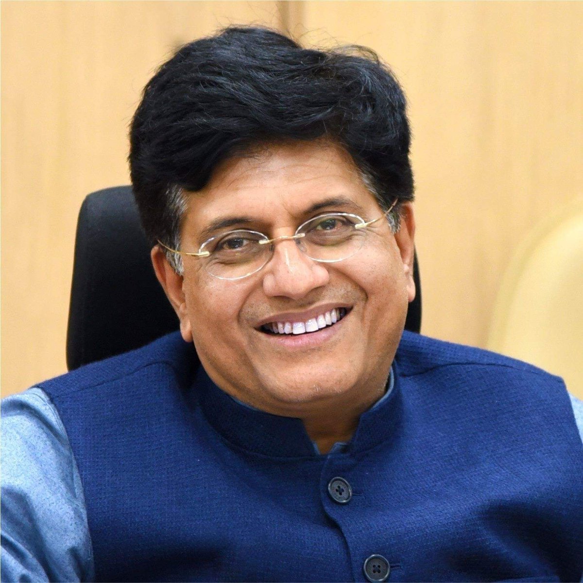 LokendraParasar's tweet photo. केन्द्रीय रेल, वाणिज्य और उद्योग मंत्री श्री @PiyushGoyal
 जी को जन्मदिन की अनंत शुभकामनाएं।
@BJP4India 
@BJP4MP https://t.co/VerHVhJ32X