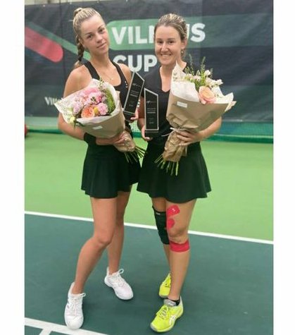 Not_Esportivas's tweet photo. ITF TENNIS!
Parabéns às duplistas campeães, as russas Ekaterina Makarova e a sua compatriota Anna Morgina que conquistaram o @worldtennis de W15 de Vilnius na Lituânia.
#ITFWorldTennisTour #ITFtennis #tennis #sebarena #EkaterinaMakarova #AnnaMorgina https://t.co/9lEItU1lxY