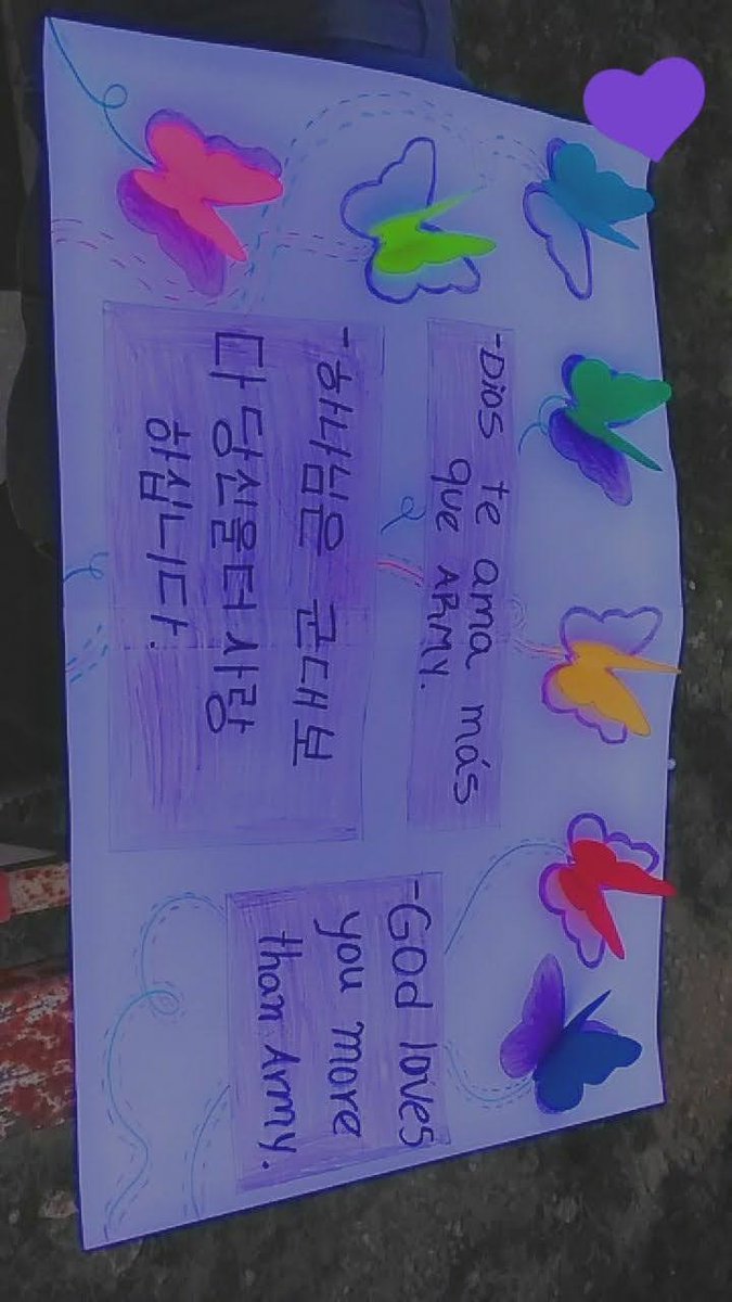 SarahEstherNez1's tweet photo. Los único que puedo decir es que estoy tan contenta de que seamos un grupo l@s que oramos por ustedes a diario.
@bts_bighit @BTS_twt
#BangtanForChristProject
#ChristianArmy
#8YearsToInfinityWithBTS
#BTS8thAnniversary
#8YearsWithNoMoreDream https://t.co/aVMfqgtIeo