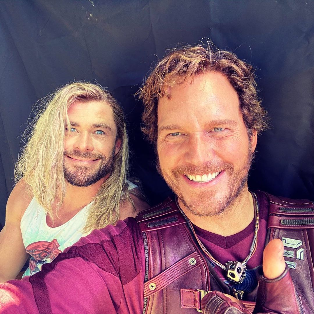 Chris Hemsworth on Instagram:
\"Happy 40th birthday Chris Evans, you ll always be number 1 in my book  \" 