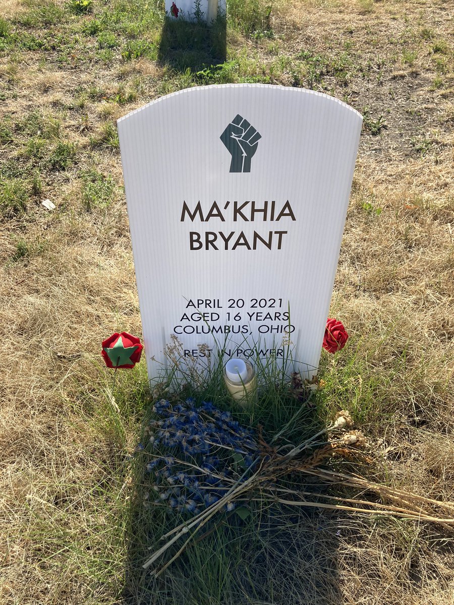 Columbus Crew Academy players and staff proudly paid respects at George Floyd Square in Minneapolis, MN this afternoon.

We affirm that #BlackLivesMatter. Rest in Power George Floyd.

#TheCollective #SayTheirNames