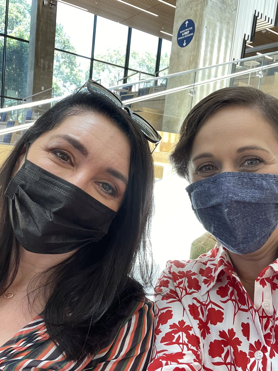 shari chevez tweet media