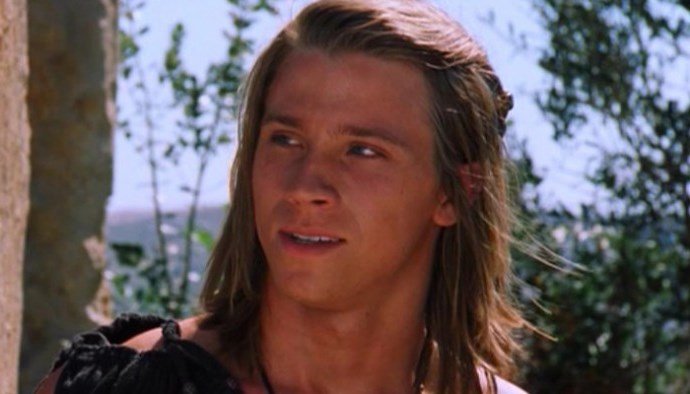 SaraCookson4's tweet photo. @warnerbros Release Troy in 4k Blue-ray also add all of Garret Hedlund deleted scenes to it cause I read online from a lot of fans of his that they noticed he had scenes that were not added to the movie or the directors cut which is crazy since he's a important character!!! https://t.co/K8hJVnw3Y3