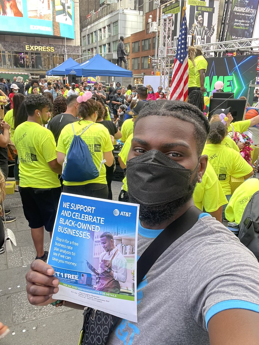 BKevaughn's tweet photo. #TEAMFRESHMEADOWS WE ARE OUTSIDE #OPENNYC #DREAMBLACK #AAIT #BusinessMadeEasy #CommunityEngagement https://t.co/kieWzWPDFW