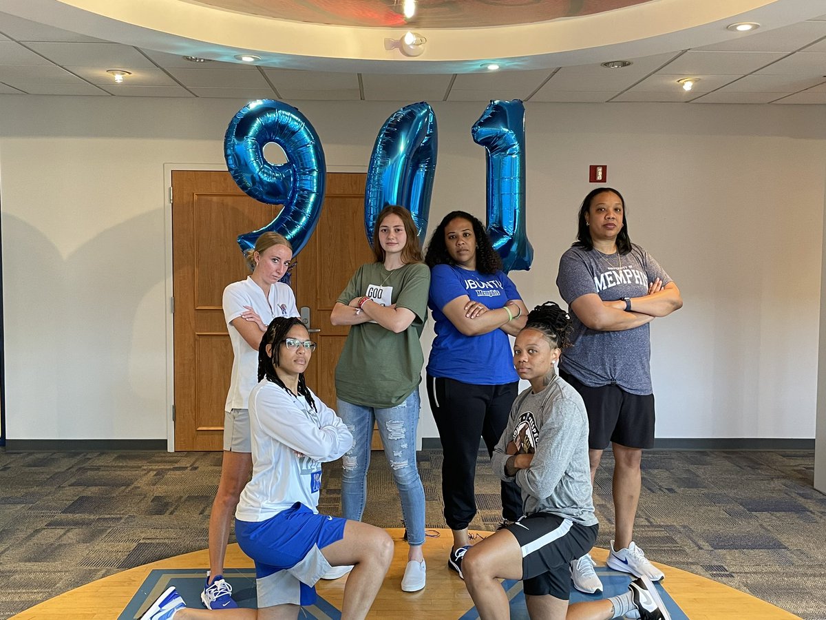 Alana Eakle tweet media