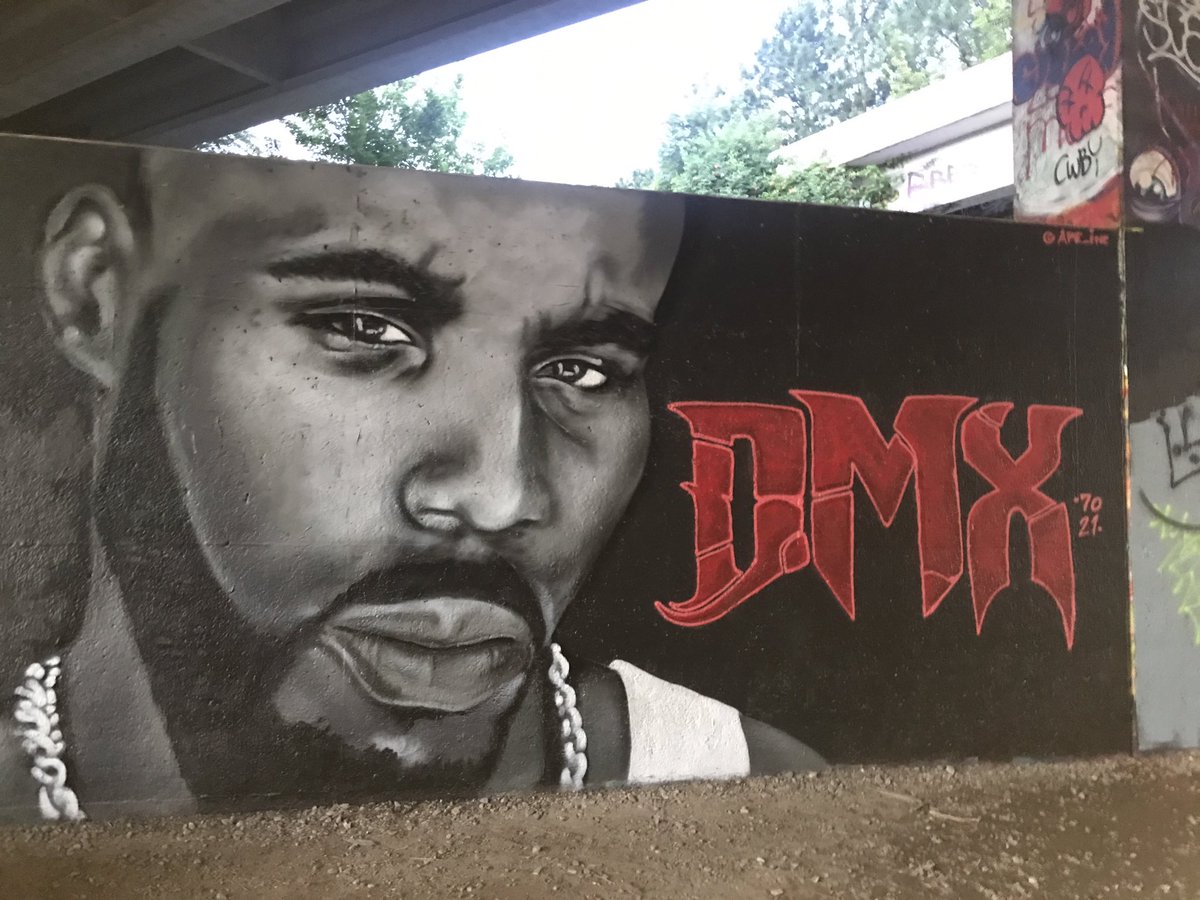 _jdl's tweet photo. I love all the mural art in Atlanta!
#atlantamural https://t.co/vuPDGAUqbg