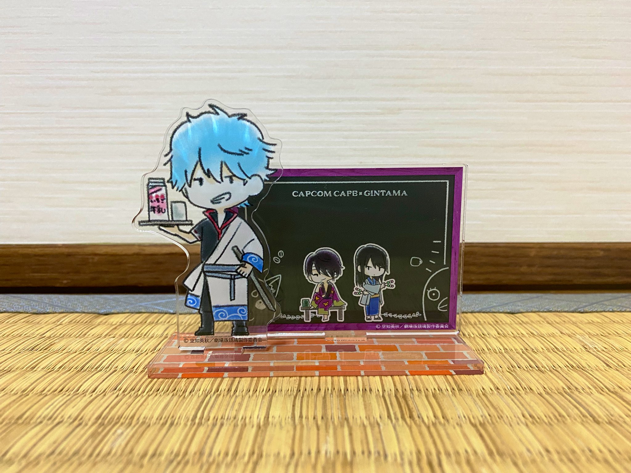 Noah カプコンカフェの銀魂グッズやっと届いたー 可愛い ランダム缶バッジは神引きでした 土方さんはお友にあげるわね T Co Tttnnpsxmz Twitter