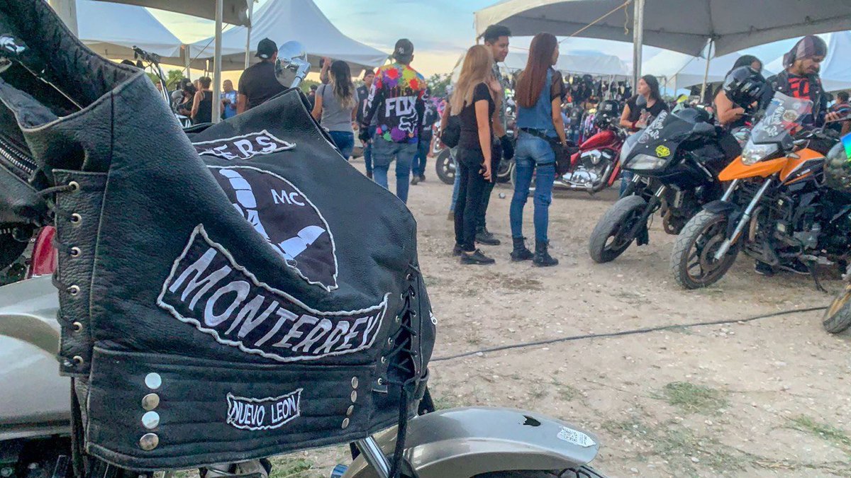 fgcabezadevaca's tweet photo. Este fin de semana se lleva a cabo la 3ª Edición del Motorfest, en playa #LaPesca. Evento de motociclismo que reúne a más de 150 clubes de #Tamaulipas, Valle de #Texas, #NL, #SLP, #Veracruz, #Yucatán, #Chiapas y #BajaCalifornia. Gracias por confiar y disfrutar de nuestro estado. https://t.co/TBpOC1myV7