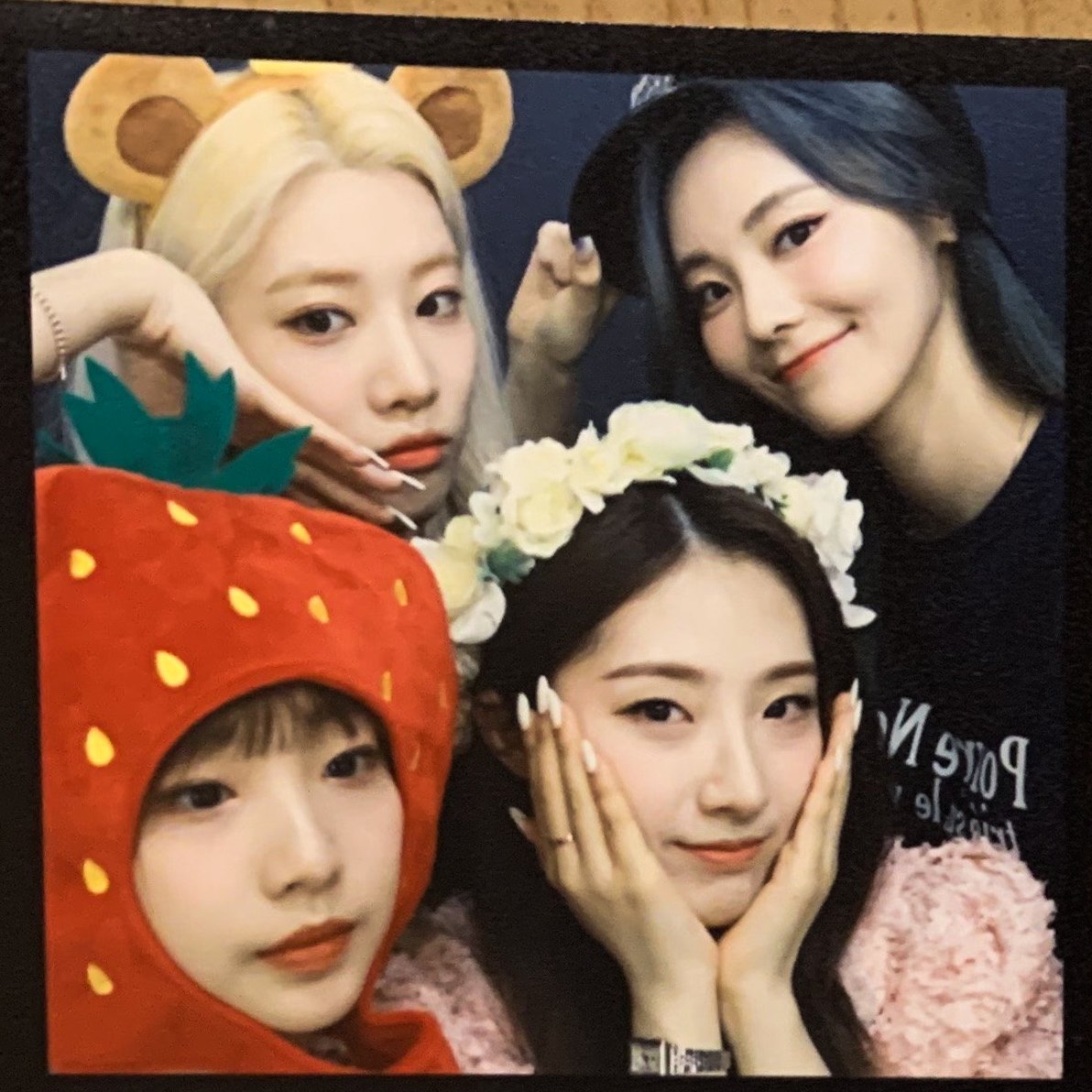 lqIoona's tweet image. I AM IN TEARS