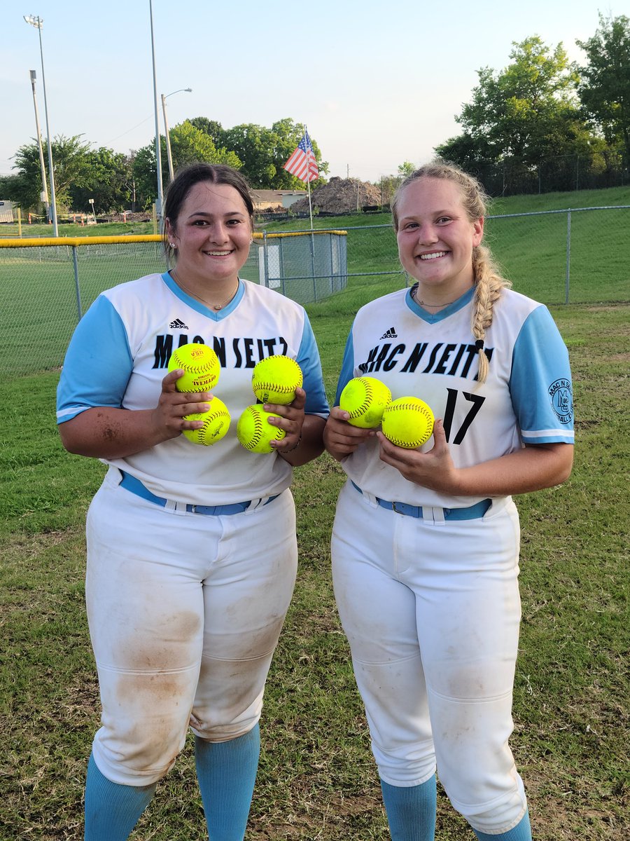 This week's #bombsquad from Tulsa.

<a href="/gracewoods_/">Grace Woods</a> x4
<a href="/BrookeShifflet4/">Brooke Shifflett</a> x2