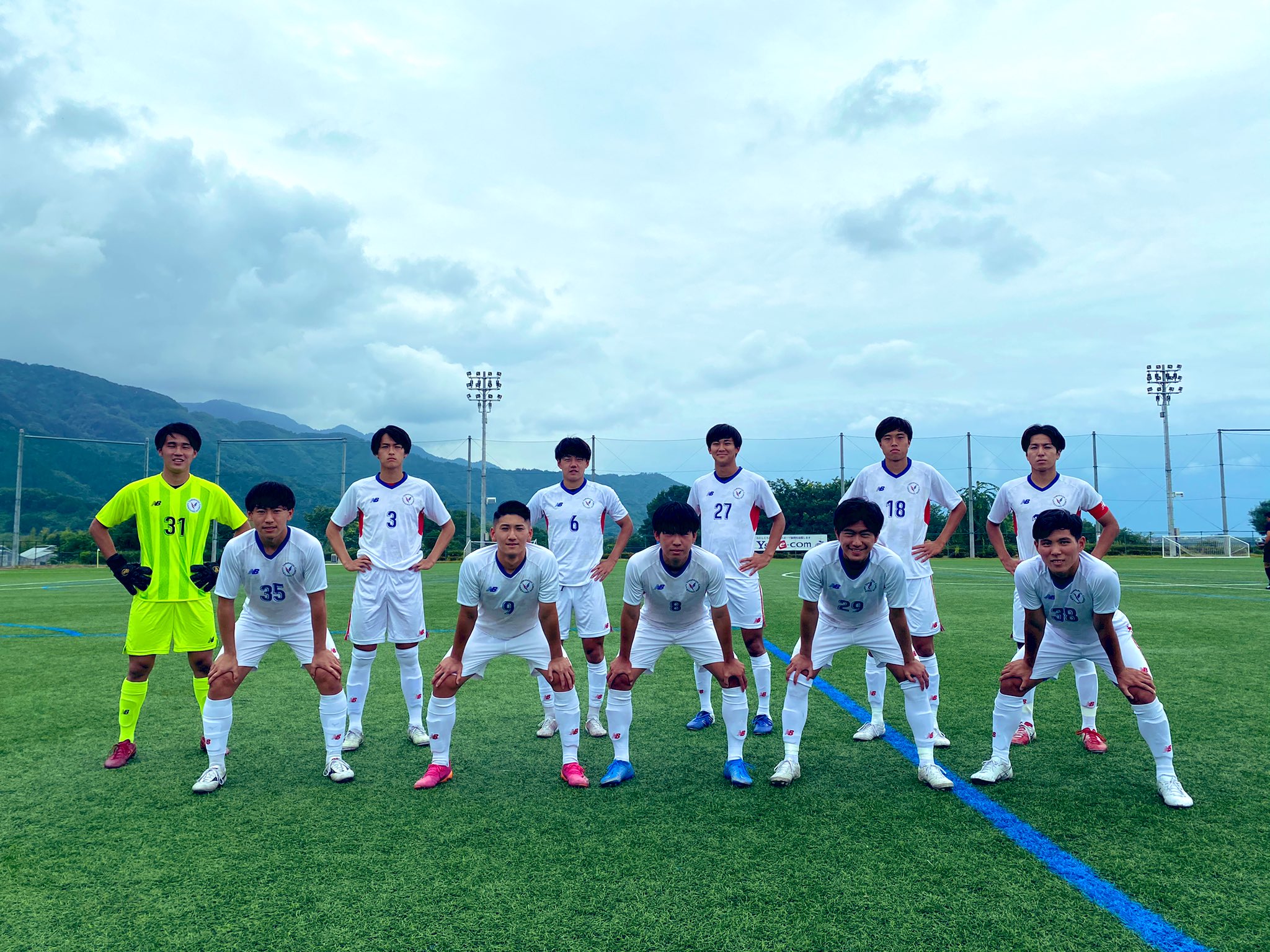 山梨学院大学サッカー部 公式 山梨県社会人リーグ 第5節 Vs Usc Nanaho 後半5分 得点 35金山岬樹 3年松商学園 3 0 Twitter