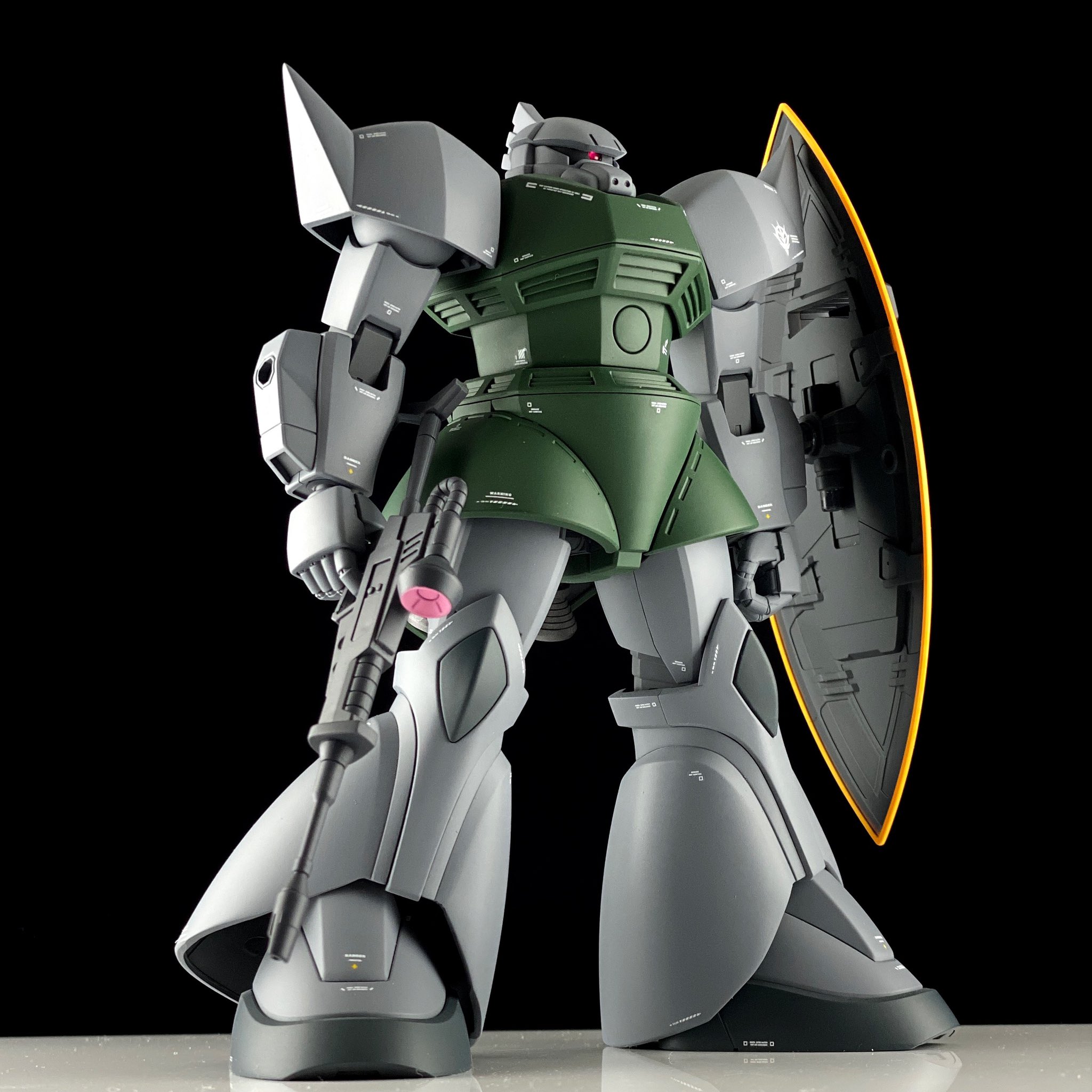 Uzivatel 雪丸 Na Twitteru Hguc 1 144 量産型ゲルググ 完成です シャア専用ゲルググのキットを量産型ゲルググに ポイントを絞って改修しています ガンプラ T Co Zwpamolxwa Twitter
