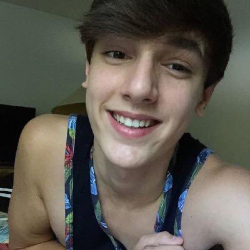 Motorhypeman's tweet image. "I've won 40 Street fights"🤡🤣