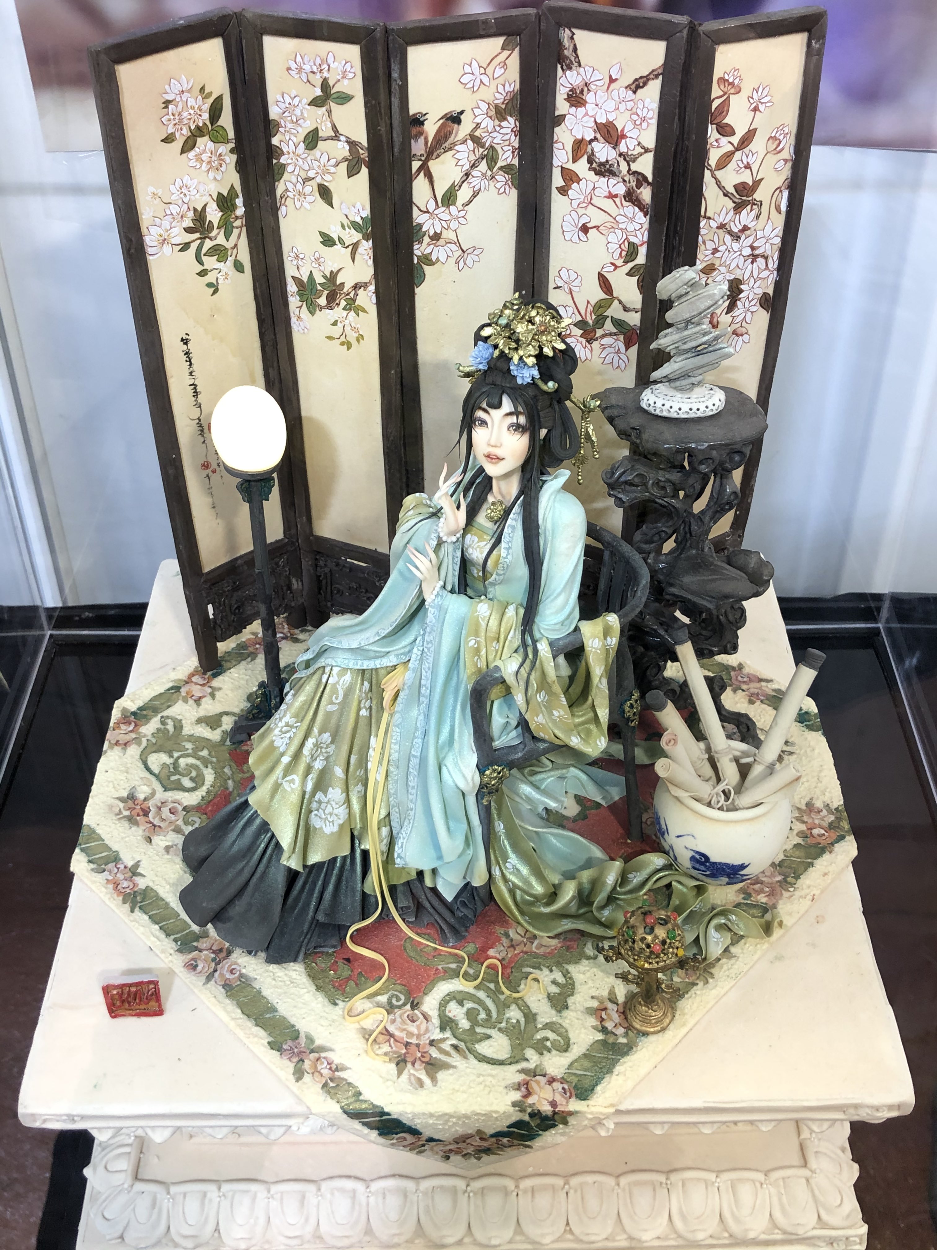 Zero 浮かんでるように見える物はどうやって固定するのか気になる Wf21上海 T Co Zg0zetyj7l Twitter