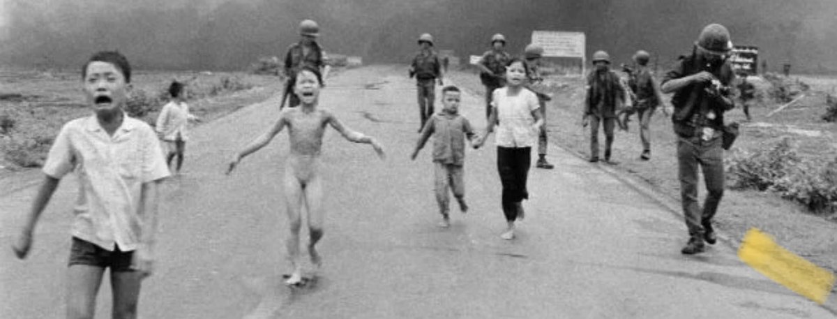 Conoscete la storia di questa foto? Sapete che venne pubblicata sulla prima pagina di uno dei più importanti quotidiano al mondo e che vinse il Pulitzer? Se una immagine analoga venisse pubblicata oggi? 
Si chiama giornalismo
#Eriksen