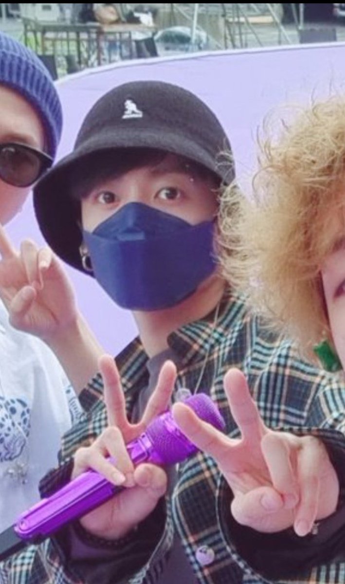 honey777flk's tweet photo. @BTS_twt her piercing looks very real jungkook no illusions #MUSTERSOWOOZOO #concerttest #BTS8thAnniversary https://t.co/TvcL9EhDV0