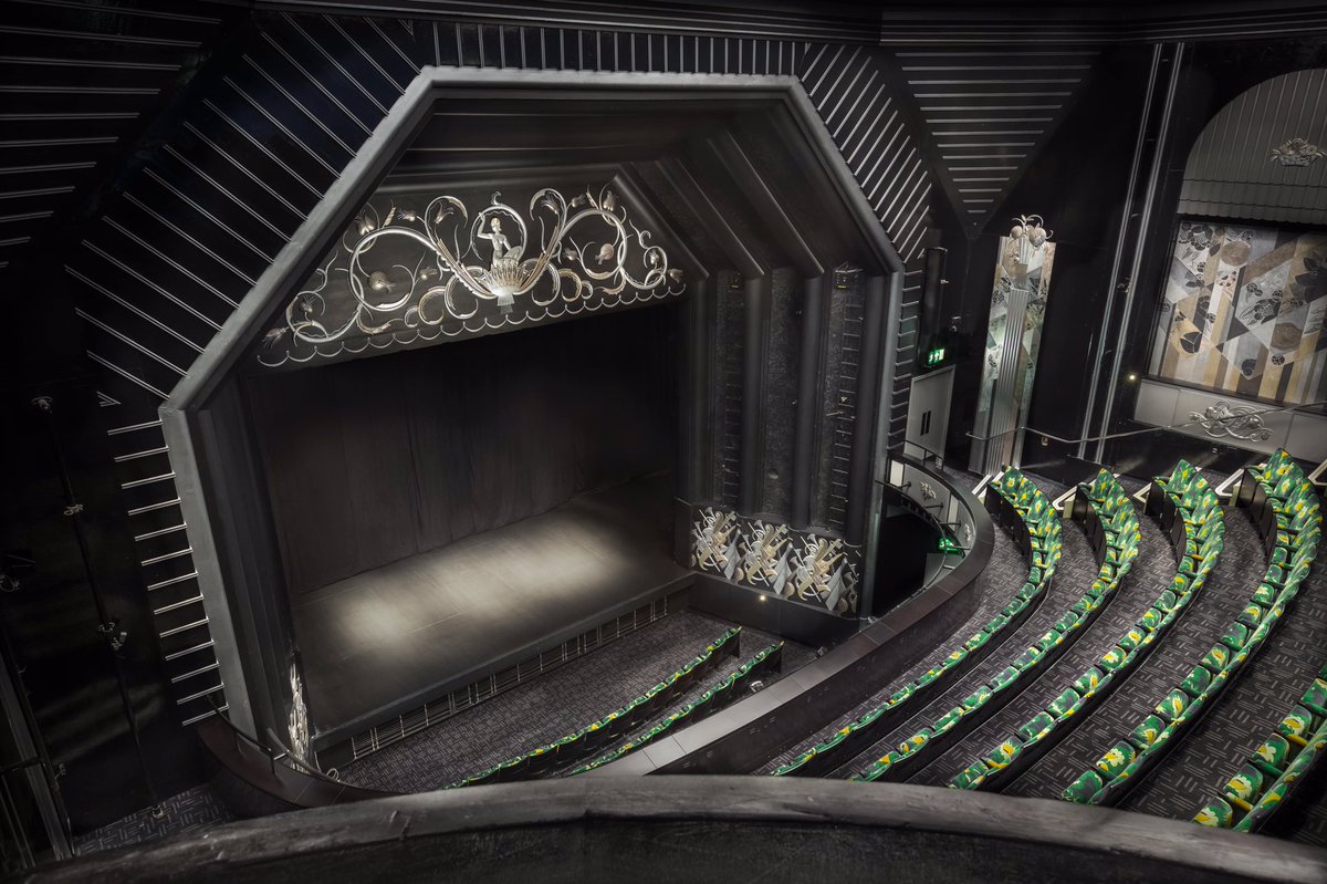 TrafTheatre's tweet image. We are delighted to unveil the first glimpse of our beautifully renovated Art Deco theatre! 🎭The result of a major multi-million pound restoration project reinstating the theatre back to its original heritage 1930’s design. Full story here:
trafalgarentertainment.com/2021/06/13/fir…