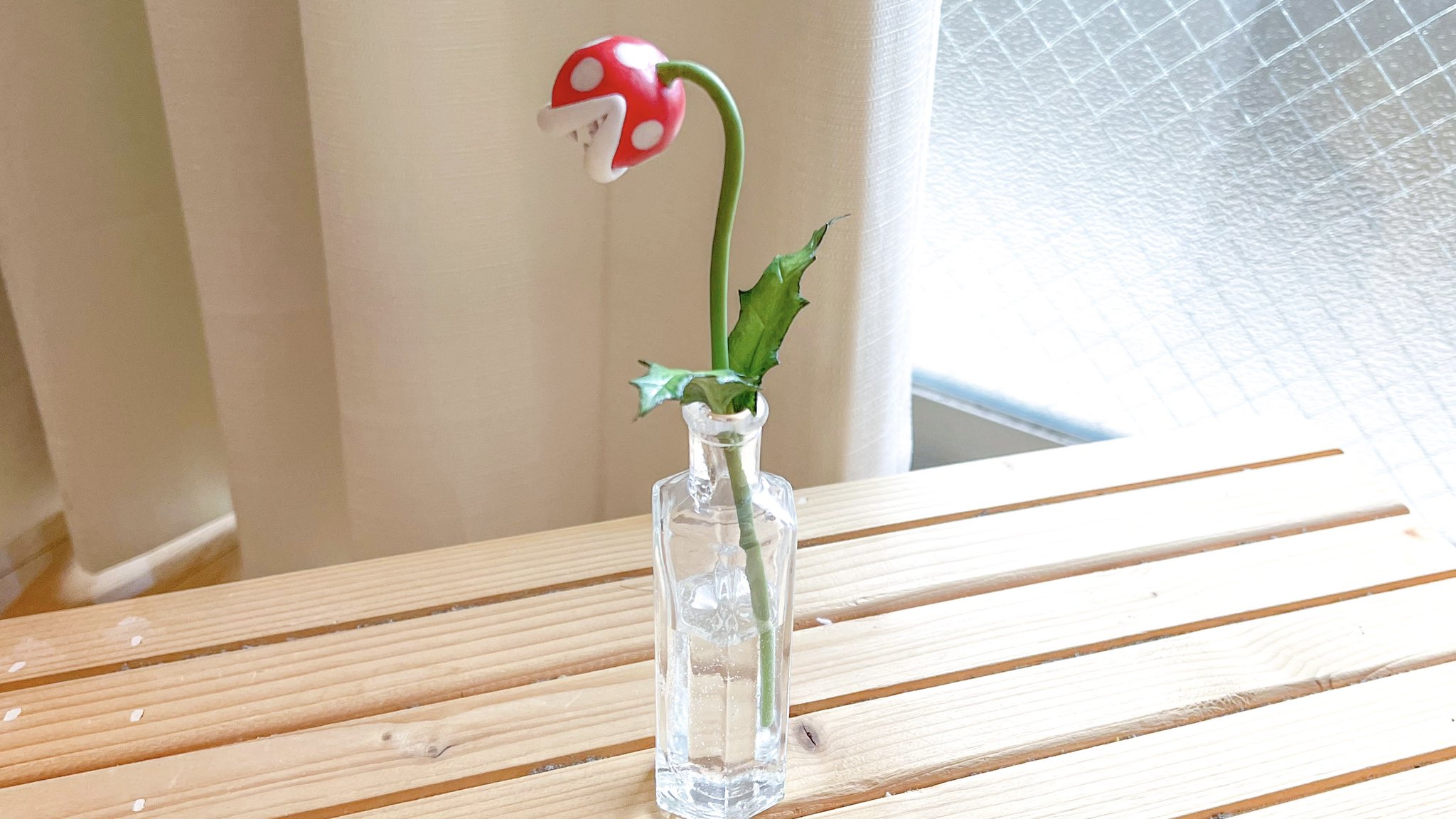これはマリオには踏ません 粘土細工の 家庭用パックンフラワー にファン興奮 笑うメディア クレイジー