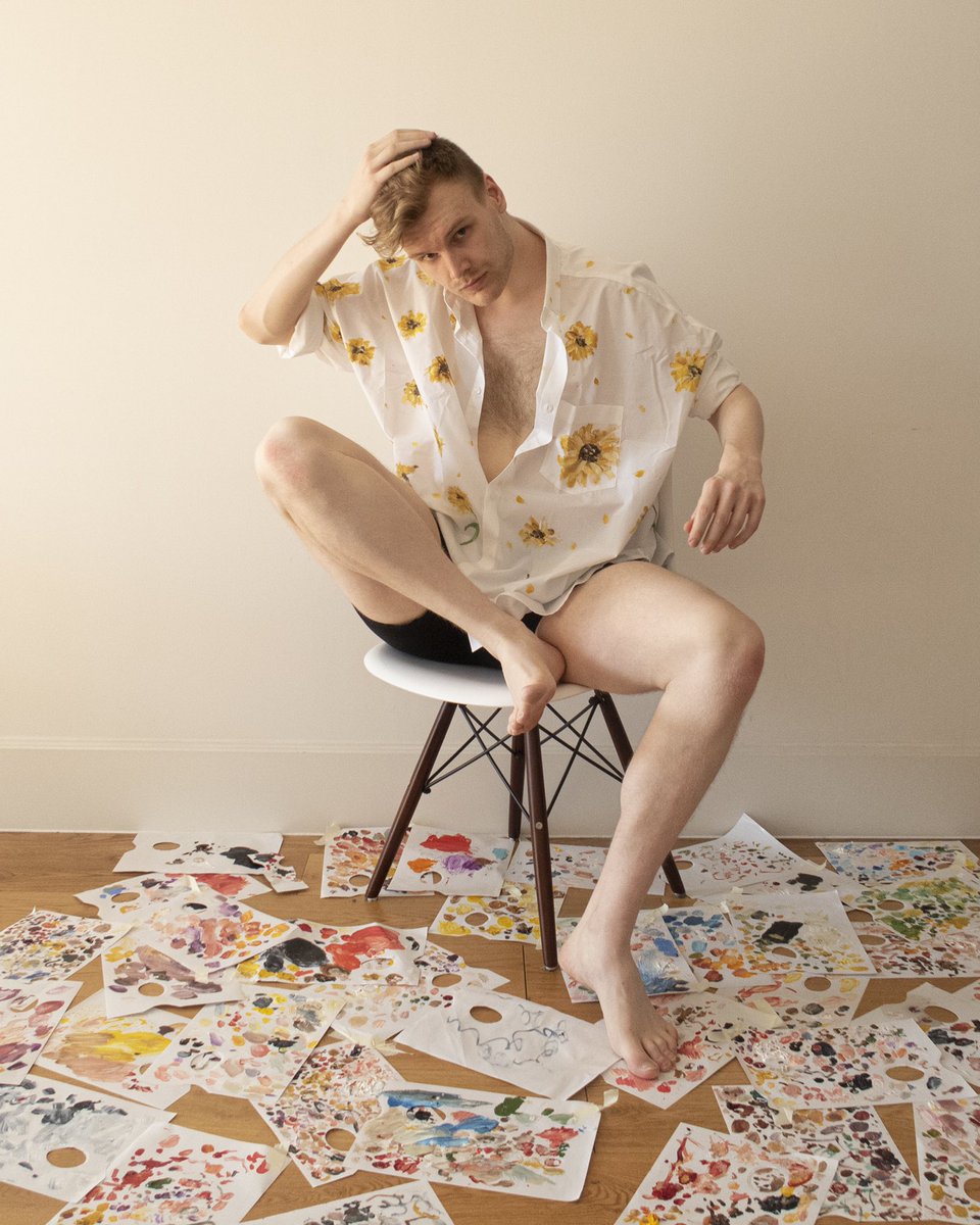 scottwmason's tweet photo. Birthday Boyyyy

In a hand painted shirt🌻, I joked to a friend when I moved to london ‘I’ll end up wearing my paintings’ now look where we are. https://t.co/x9Ki56R24A