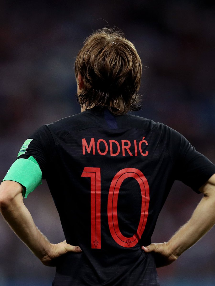 RMadridistaReal's tweet photo. 🇭🇷⚽ Hoy juega al fútbol este genio... #EURO2020 https://t.co/HZbKakS0xm