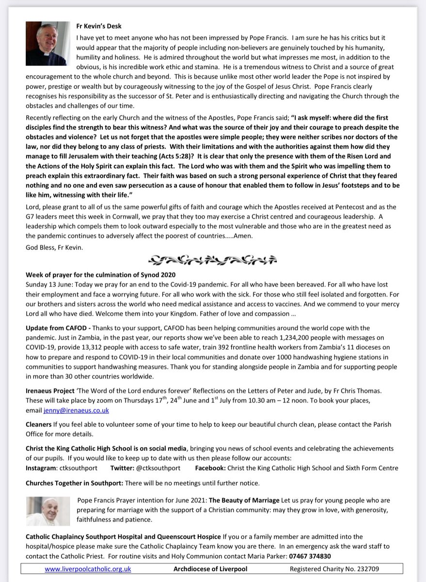 Holy Family tweet media