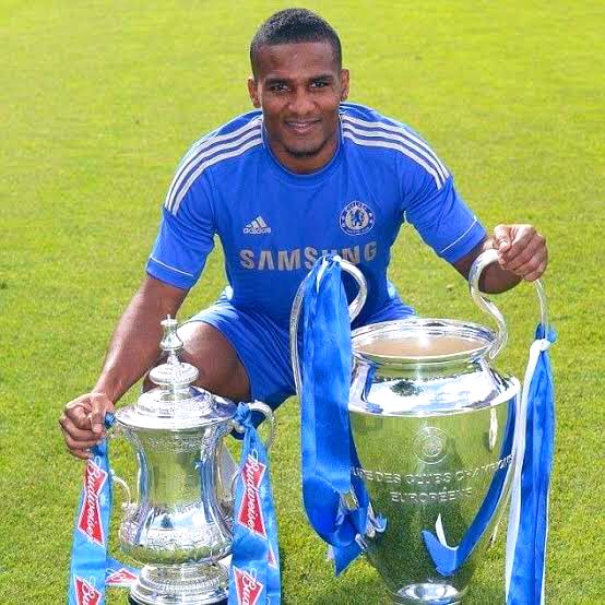 Happy Birthday to Legend Florent Malouda!  Bigger trophy haul than most London clubs this century 