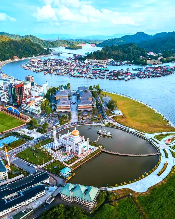 geography_point's tweet photo. Brunei https://t.co/jBJOd82sVa