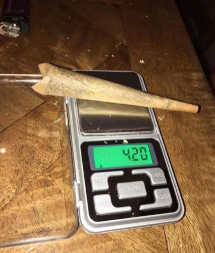 WriteWeed's tweet photo. A blessed joint #420Life #PuffPUffPass #Weed https://t.co/804viljuac