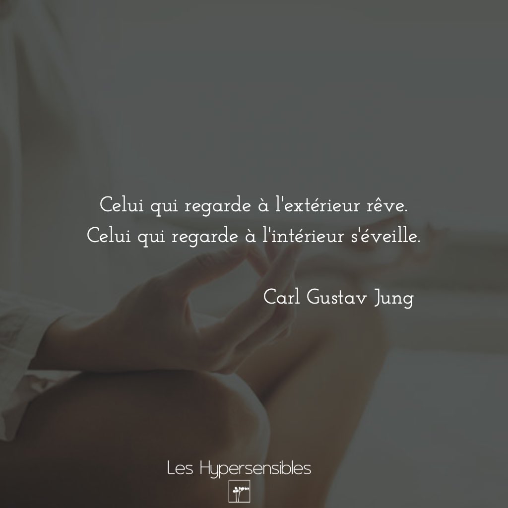 LHypersensibles's tweet photo. « Celui qui regarde à l'extérieur rêve.
Celui qui regarde à l'intérieur s'éveille » Carl Gustav Jung
#higfhsensitive #highsensitiveperson #hypersensible #hypersensibilité #leshypersensibles #charlottewils #singularité #singulariteprecieuse #mieuxvivremongypersensibite https://t.co/Ri416bhB4Z