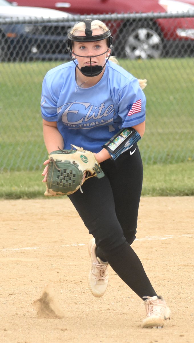 bdfees's tweet photo. Wyalusing's Hailey Jayne and Athens' Jillian Bradley compete in travel tourney in Horseheads. @HaileyJayne4 https://t.co/qxp9v1K3UY