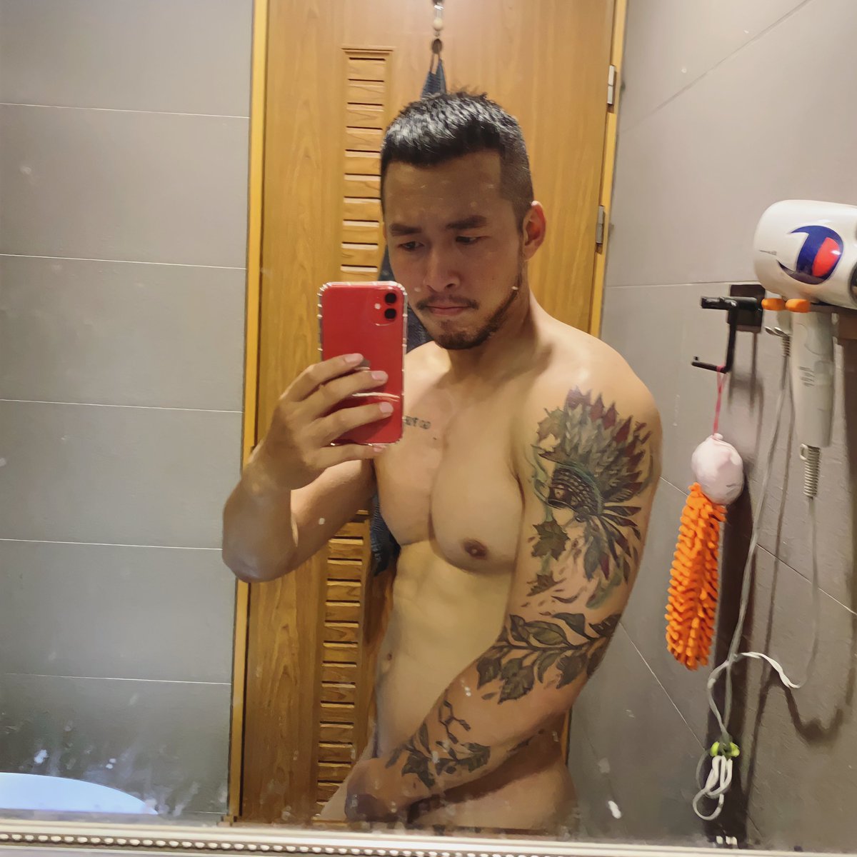 好希望健身房快點可以去，疫情快過去🙏