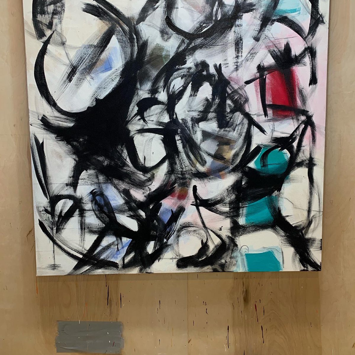 worksbystuart's tweet photo. Working it in the studio today. I love the feeling of taking a piece that isn’t working and moving it. Probs half done.
#contemporarypainting 
#abstractpainting 
#acrylicpainting
#contemporaryart
#abstractart 
#abstractartist
#paintingprocess 
#artoftheday 
#artistsoninstagram https://t.co/5G9Lqxpo8K