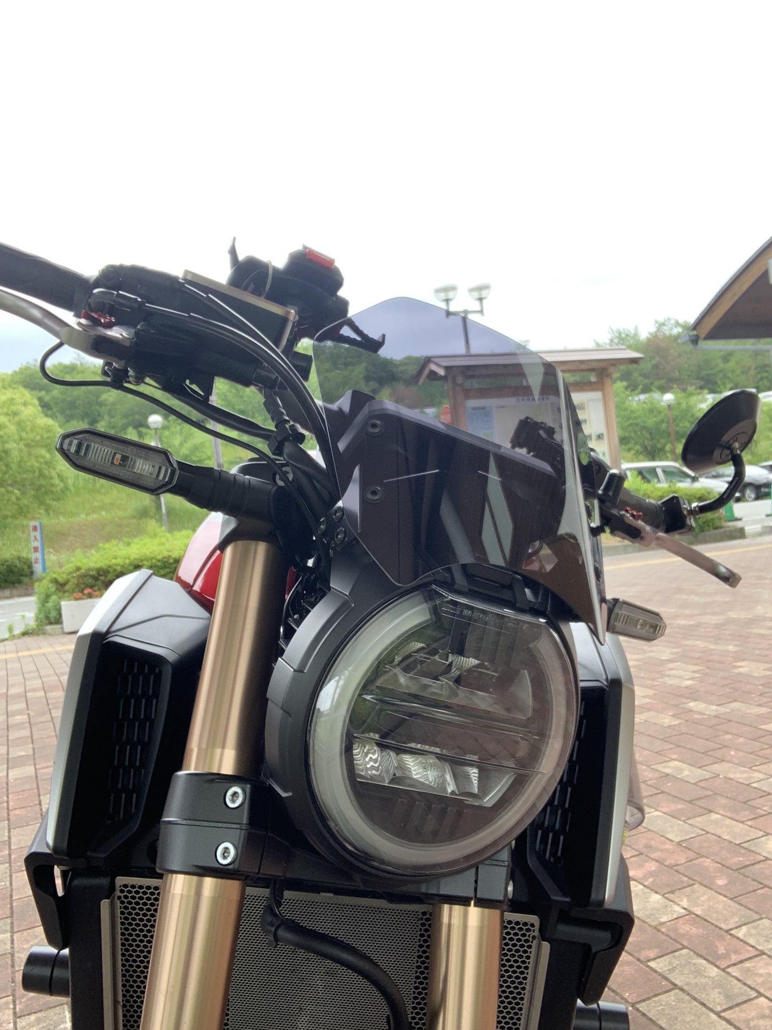 CB650R モリワキエンジニアリング メーターバイザー
